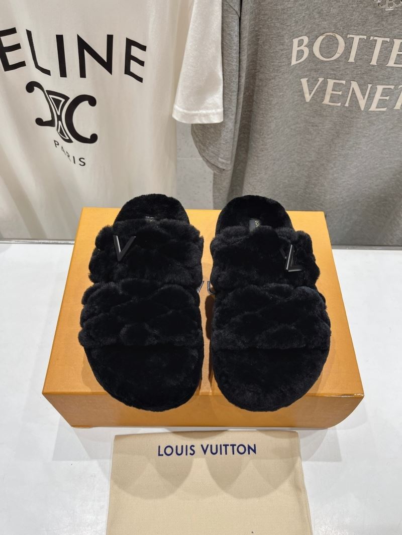 Louis Vuitton Slippers